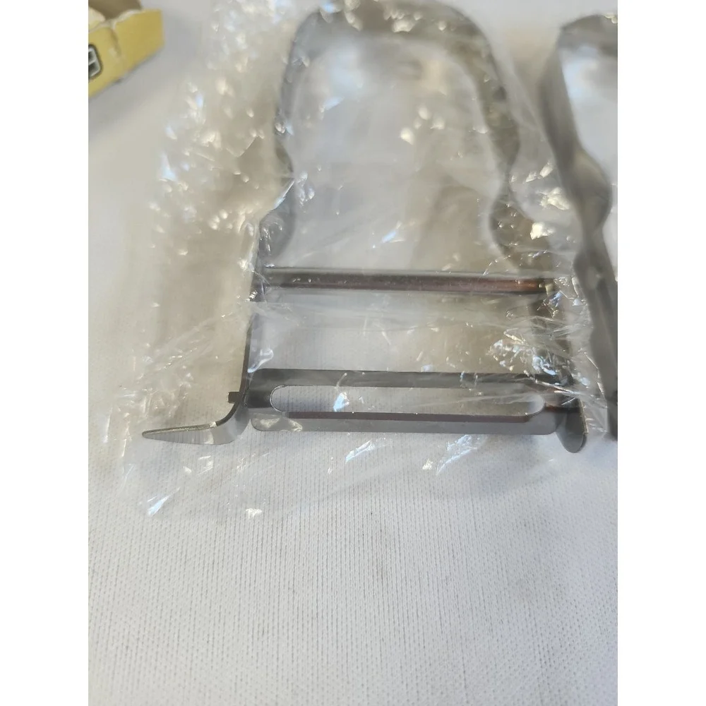 Lot of 2 Euro Kitchen Professional Peeler for Vegeteables & Cheese Item 8711